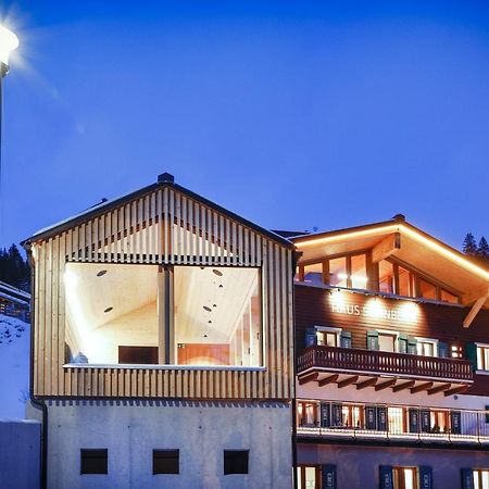 Fruehstueckspension Sonnblick Щубен ам Арлберг Екстериор снимка